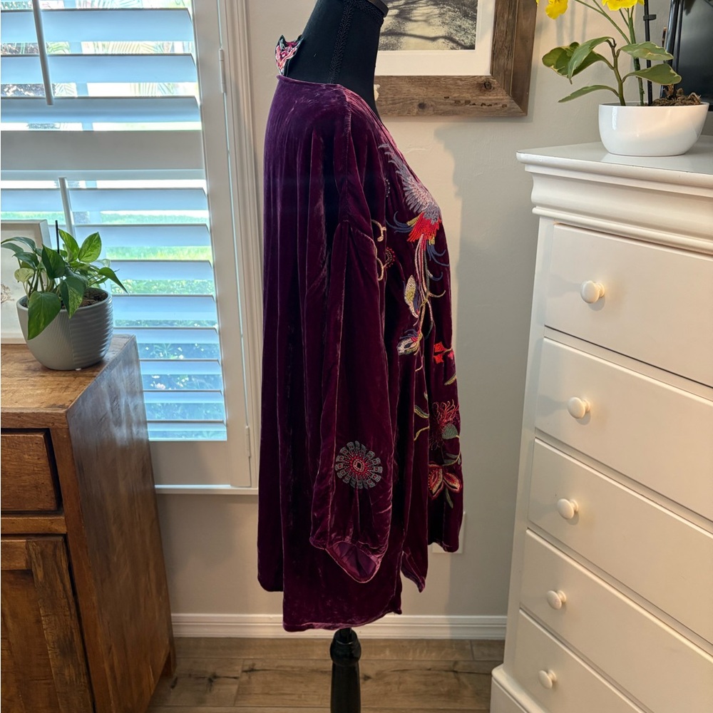 Johnny Was NWT
VELVET BOATNECK BLOUSE - NIKKOLA, 2X - Picture 3 of 11